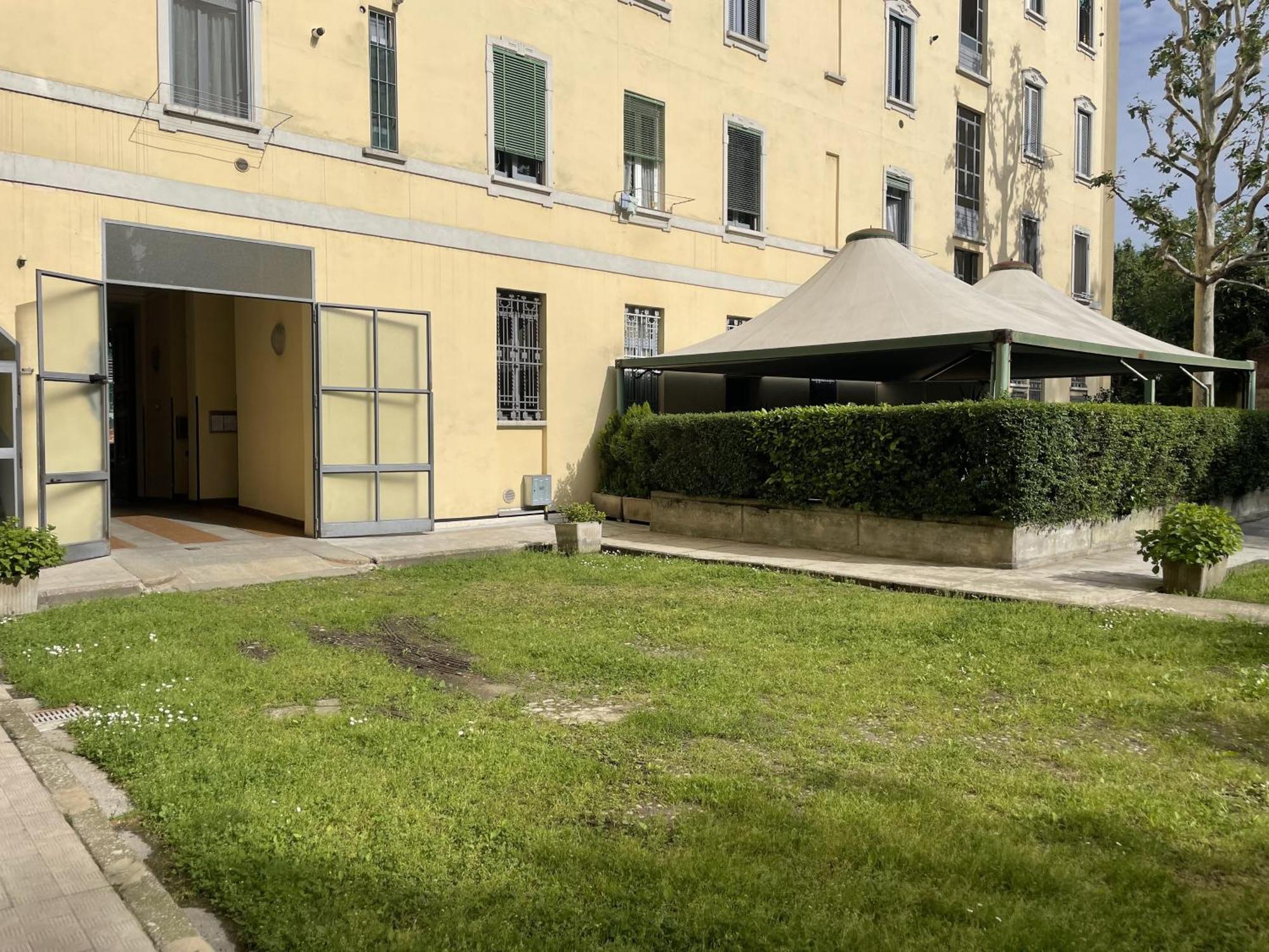 Umbria 60 Apartment Мілан Екстер'єр фото